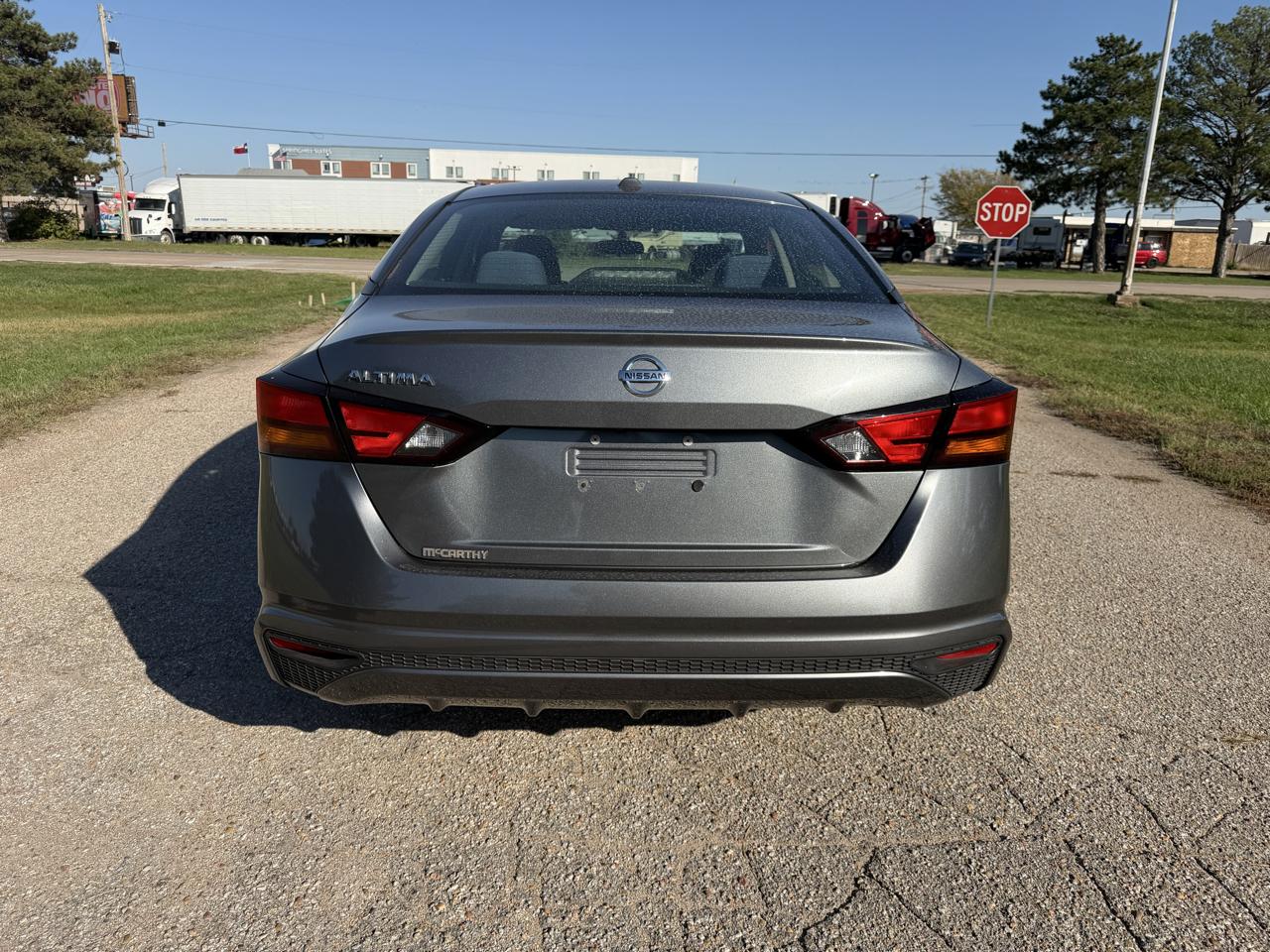 Nissan Altima 2.5 S Sedan 2019