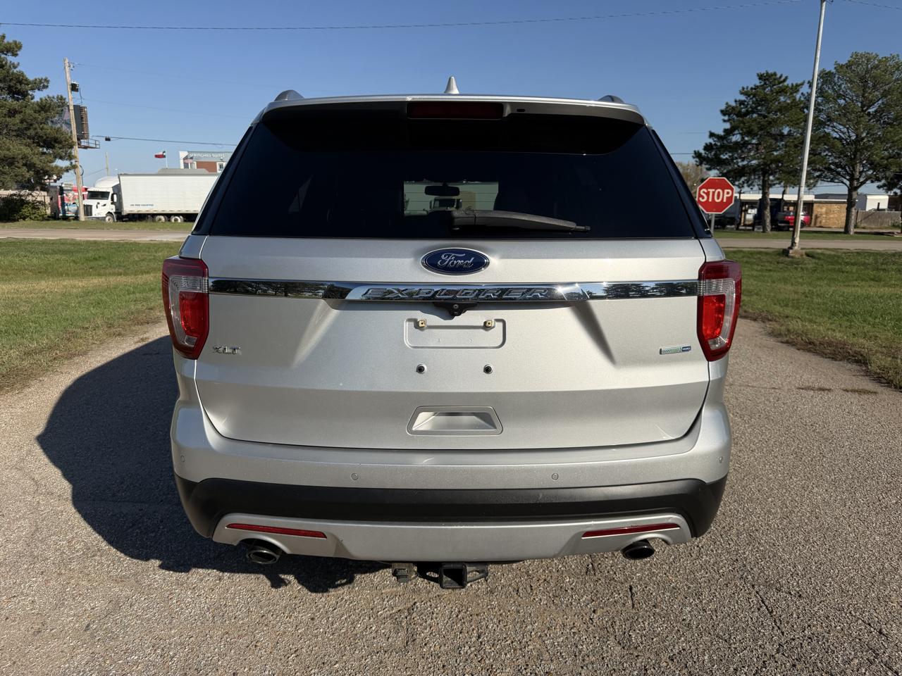 Ford Explorer XLT 4WD 2017