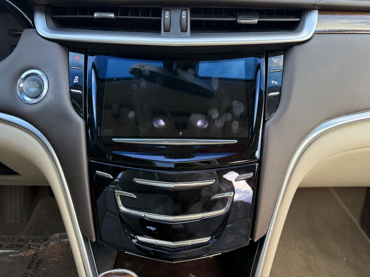 Cadillac XTS 4dr Sdn Luxury FWD 2013