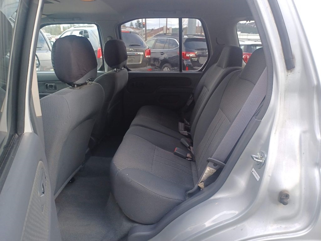 Nissan Xterra SE 4WD 2004
