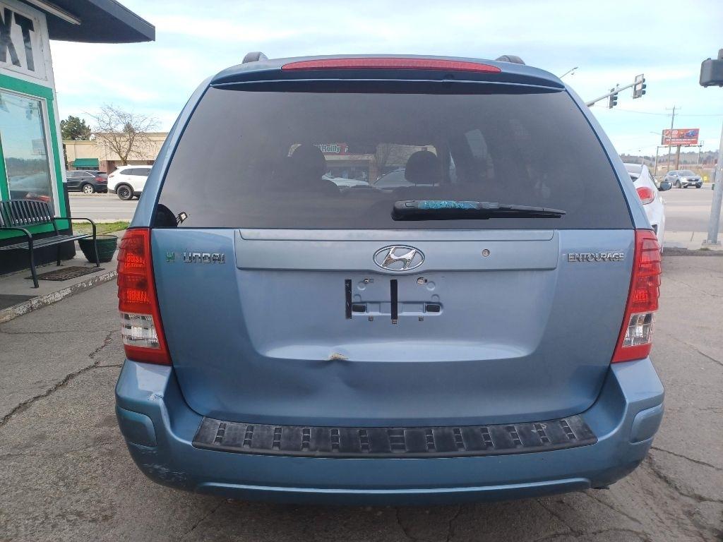 Hyundai Entourage GLS 2007