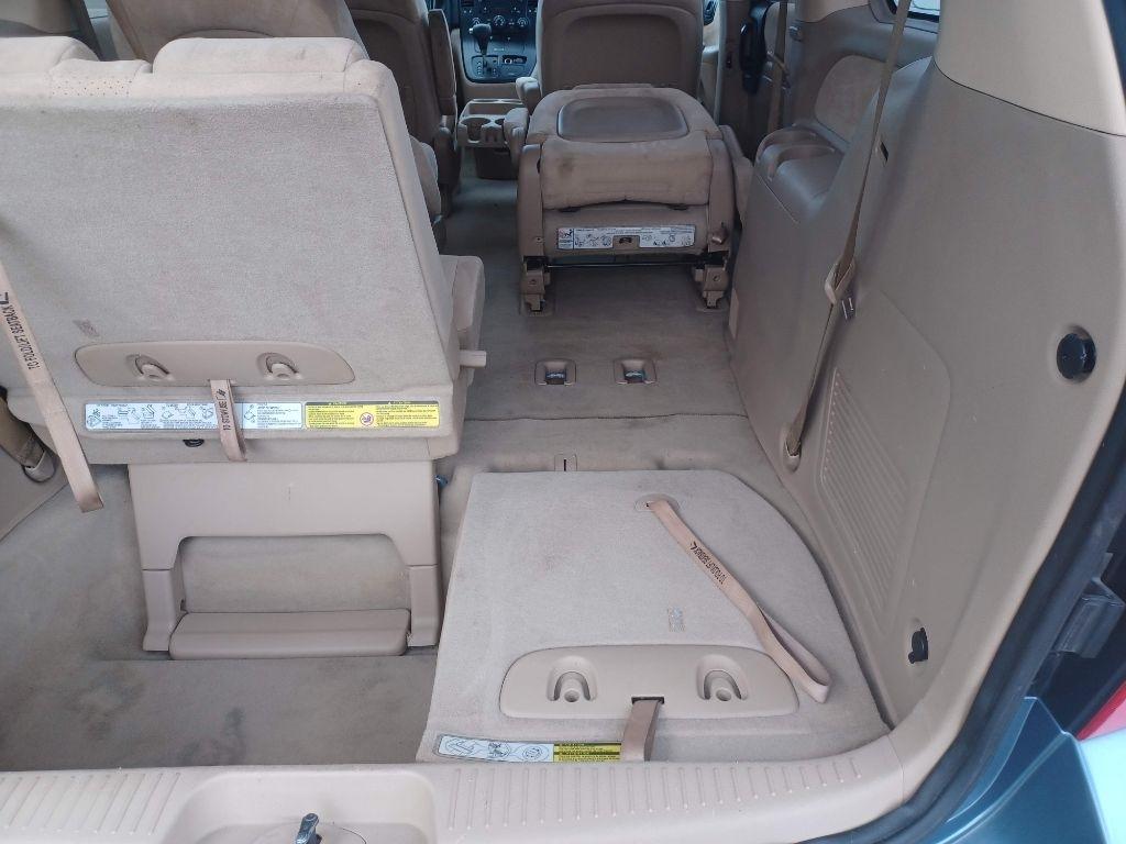 Hyundai Entourage GLS 2007