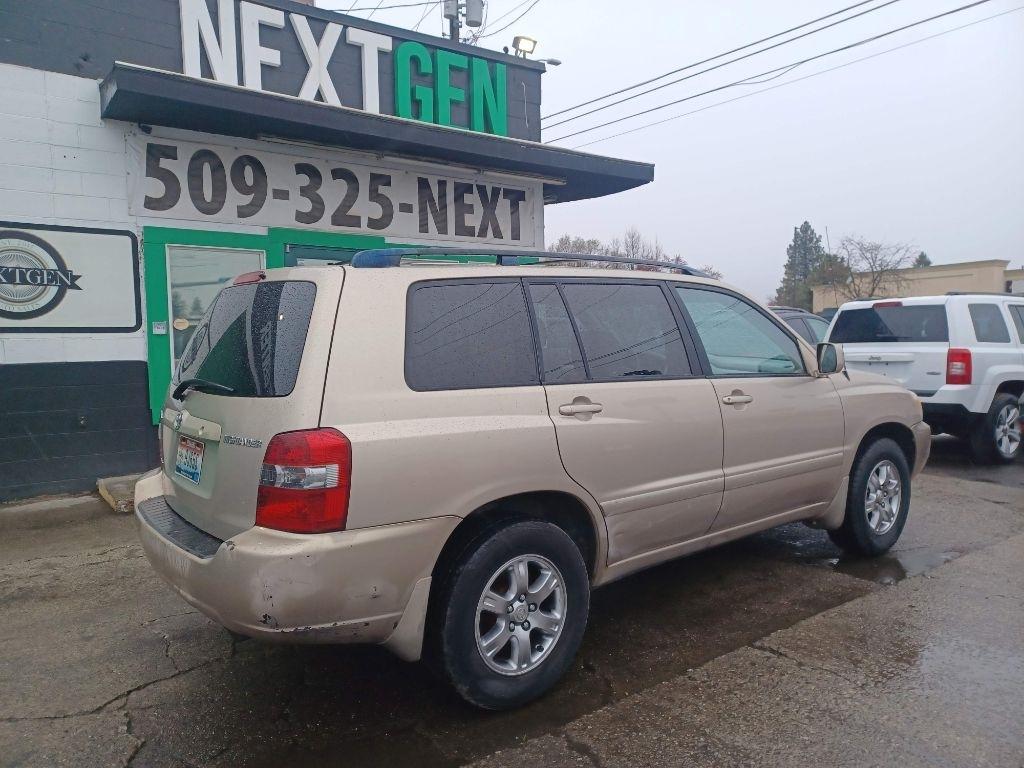 Toyota Highlander Limited V6 4WD 2004