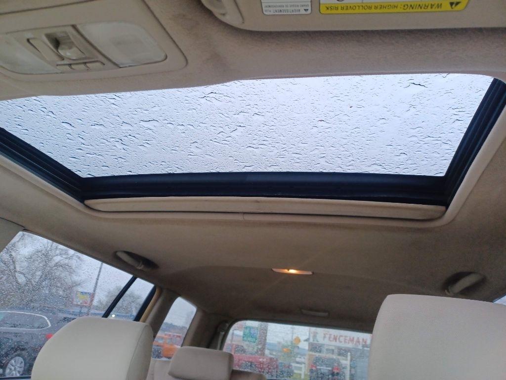 Toyota Highlander Limited V6 4WD 2004