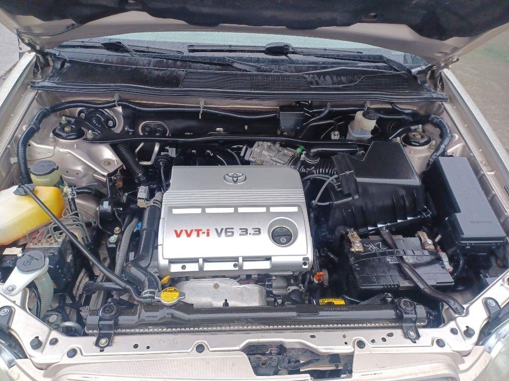 Toyota Highlander Limited V6 4WD 2004