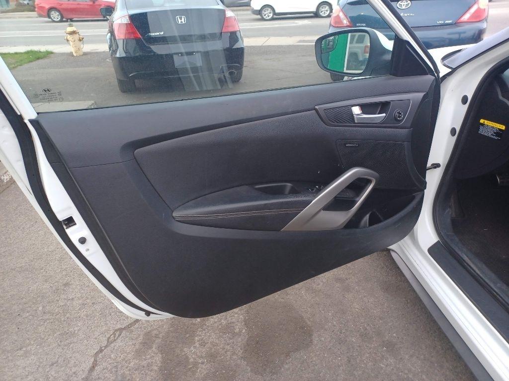 Hyundai Veloster Turbo 6MT 2016