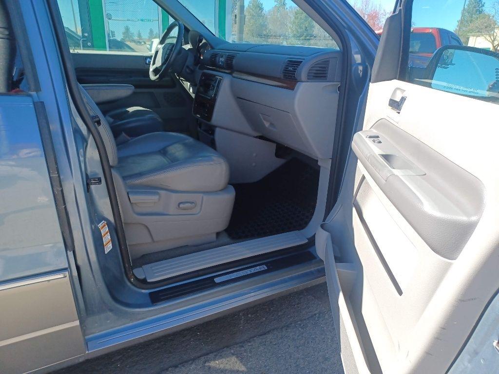 Ford Freestar Limited 2004