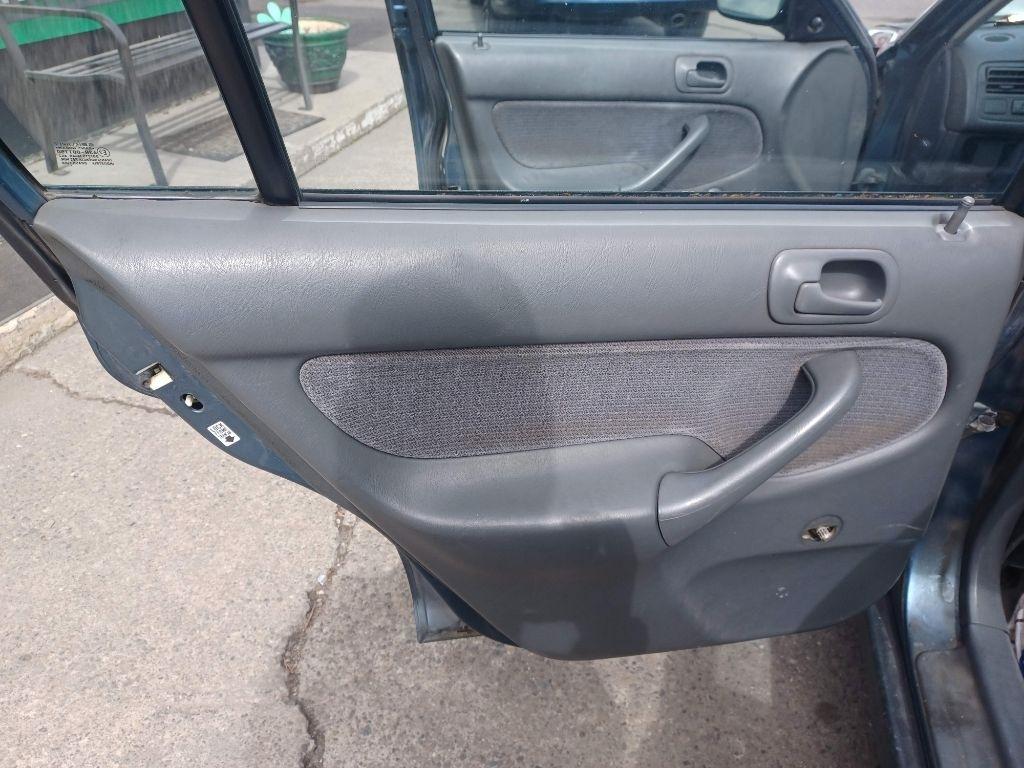 Honda Civic DX Sedan 1997