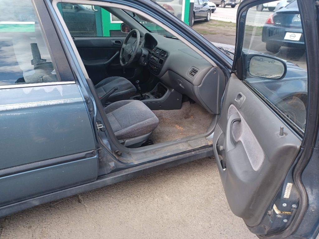 Honda Civic DX Sedan 1997