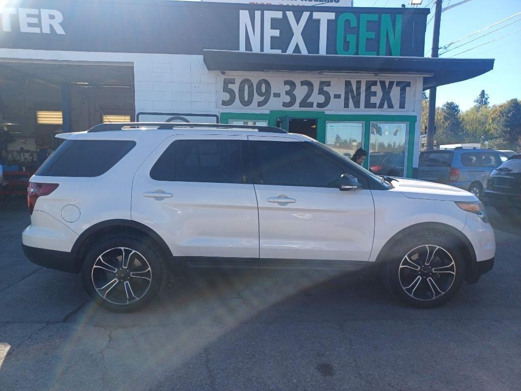 Ford Explorer Sport 4WD 2015