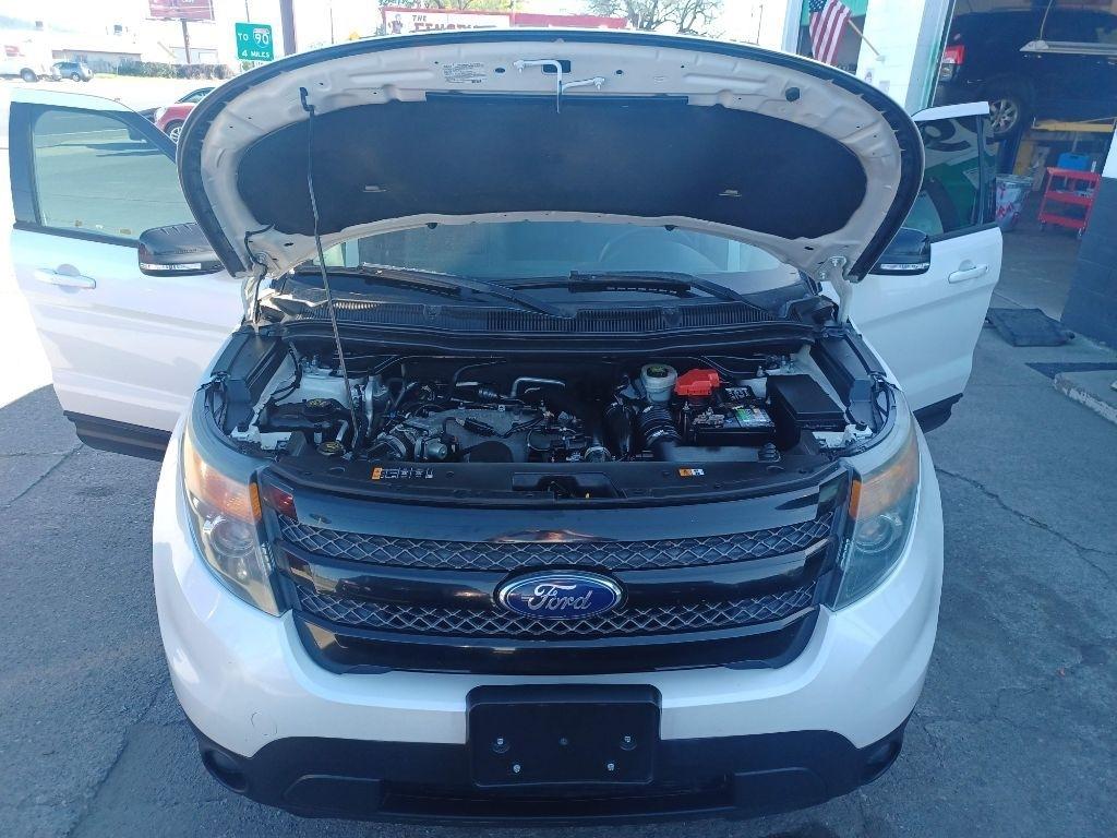 Ford Explorer Sport 4WD 2015