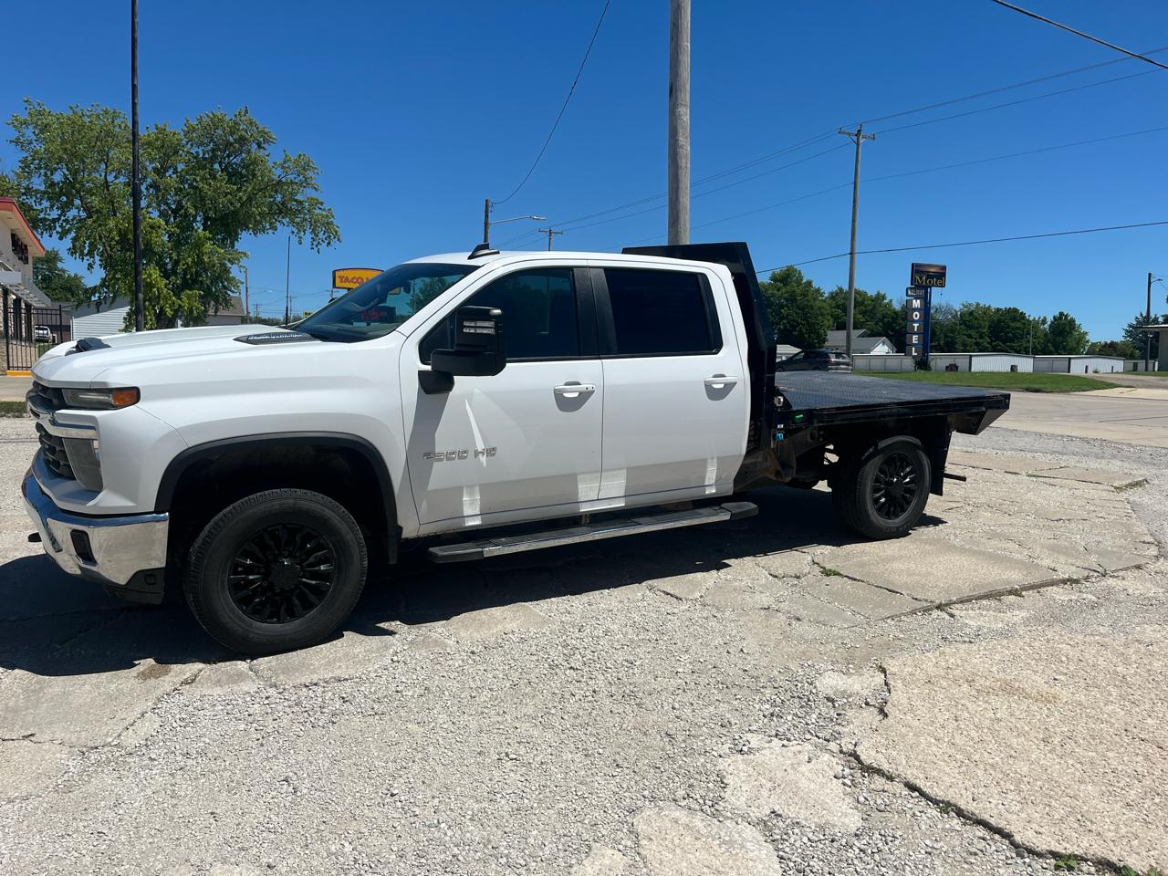 2024 Chevrolet Silverado 2500HD LT Crew Cab Long Box 4WD