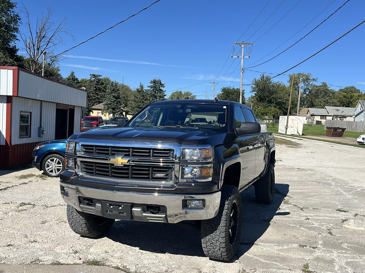 Chevrolet Silverado photo 3