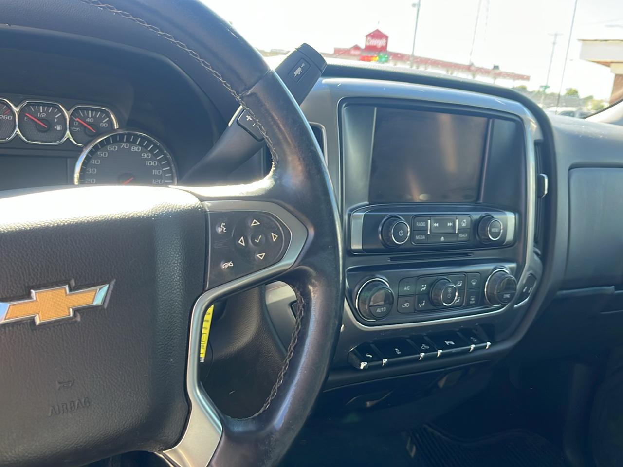 Chevrolet Silverado photo 7