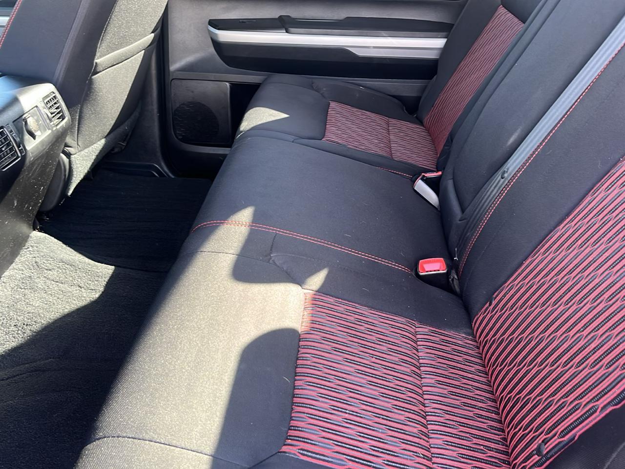 Toyota Tundra photo 7