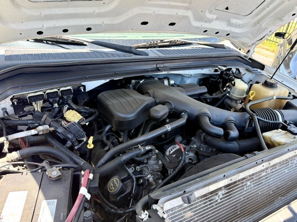 Ford F-550 Regular Cab 2WD DRW 2009