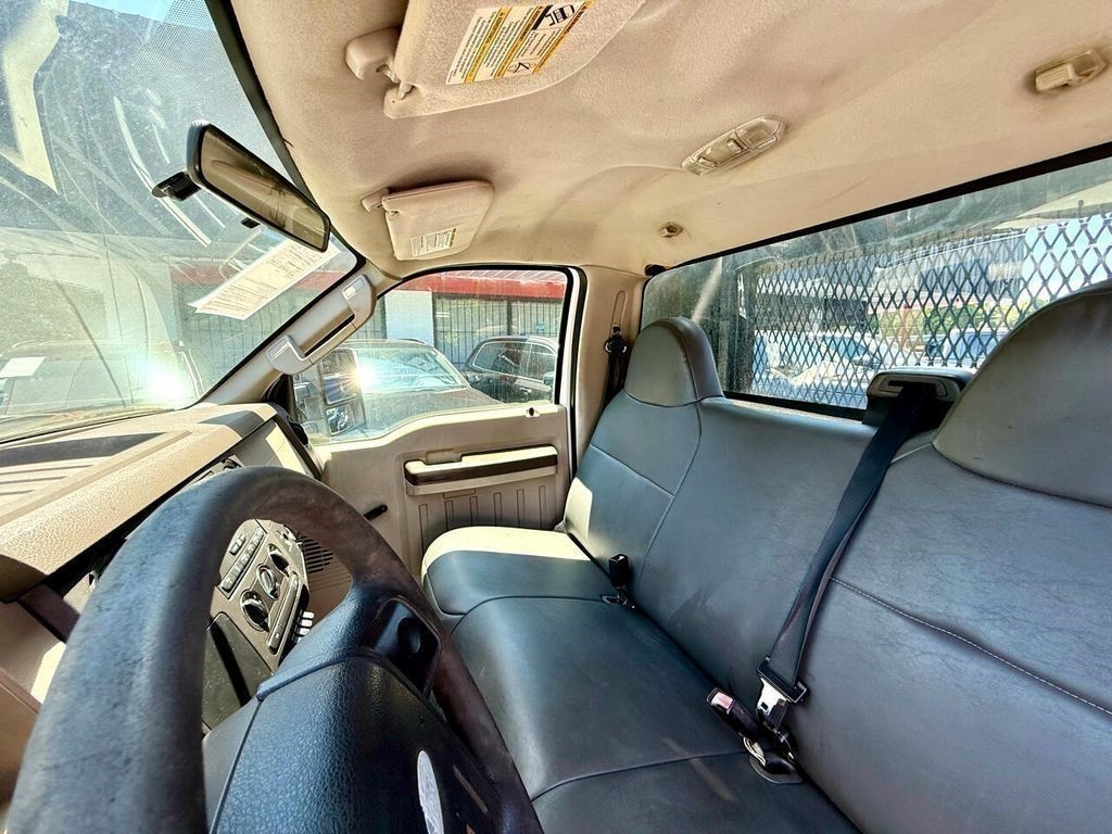 Ford F-550 Regular Cab 2WD DRW 2009