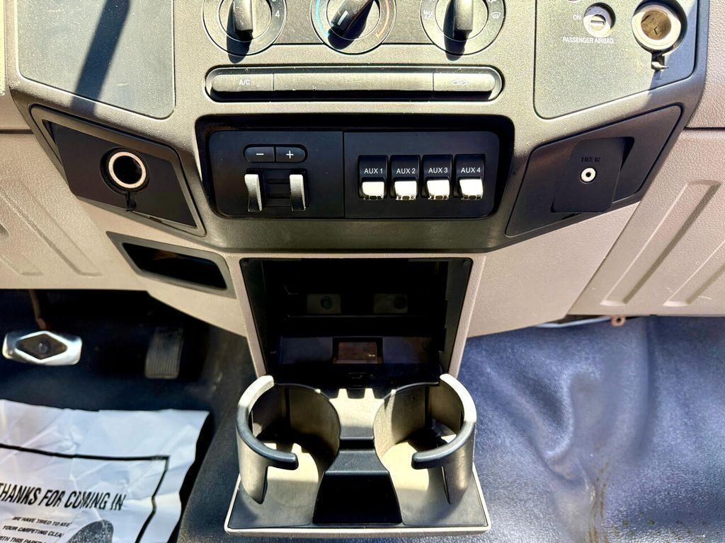 Ford F-550 Regular Cab 2WD DRW 2009