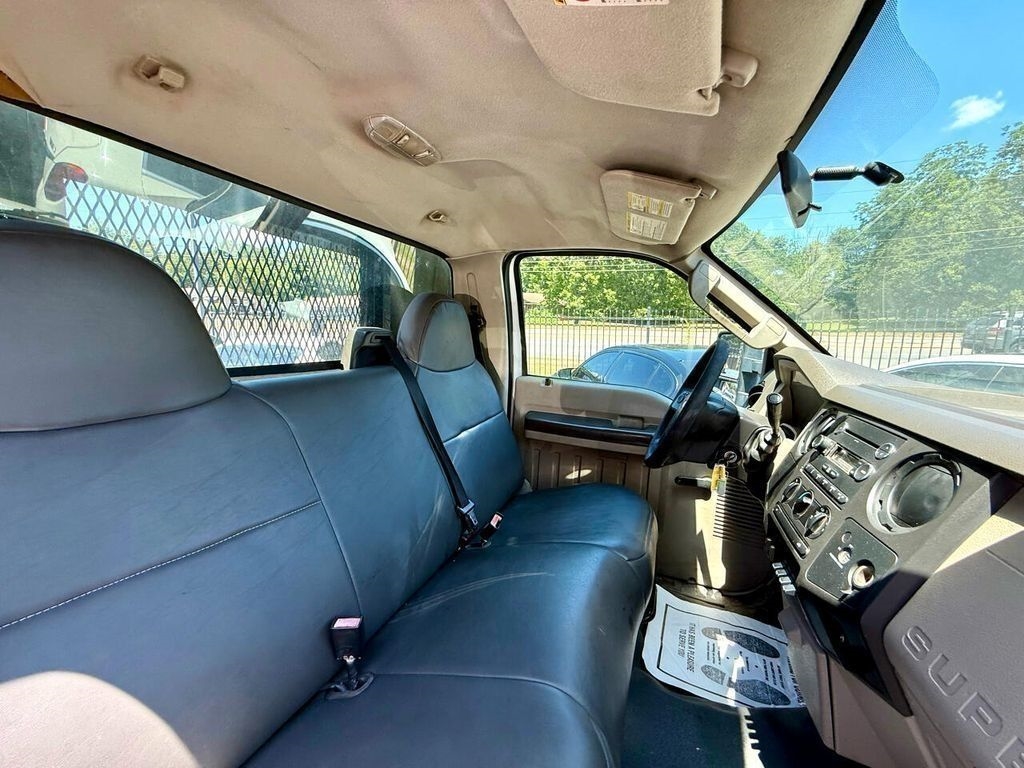Ford F-550 Regular Cab 2WD DRW 2009