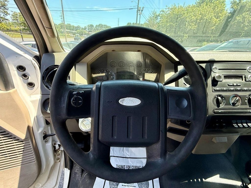 Ford F-550 Regular Cab 2WD DRW 2009