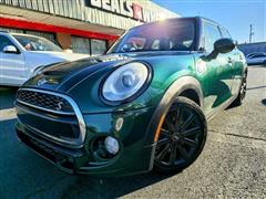 2015 MINI Cooper 