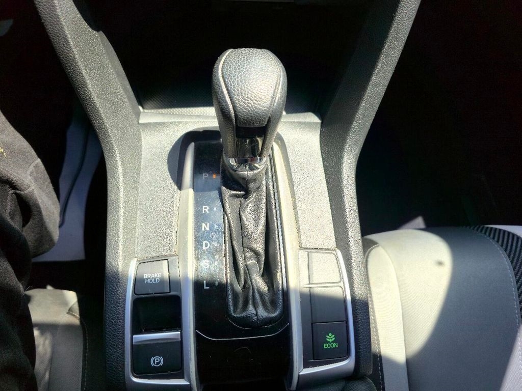 Honda Civic LX-P Coupe CVT 2016