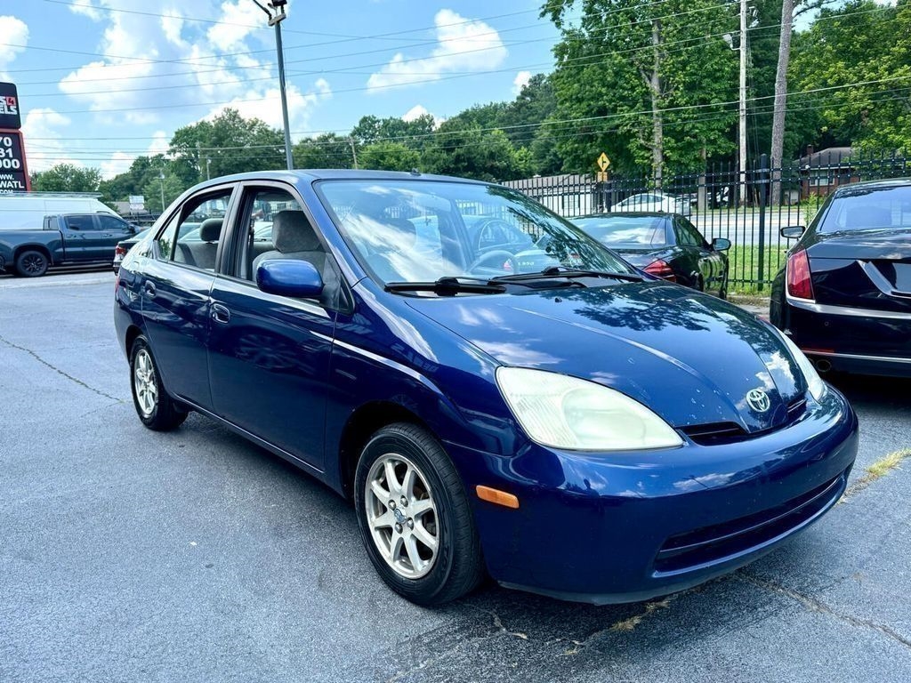 Toyota Prius 4-Door Sedan 2002