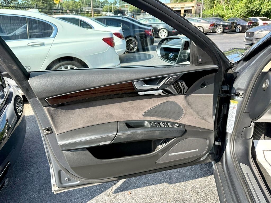 Audi A8 3.0T quattro 2017