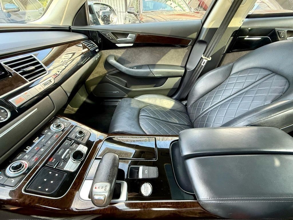 Audi A8 3.0T quattro 2017