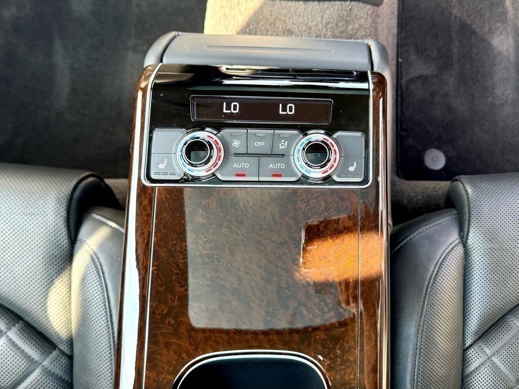 Audi A8 3.0T quattro 2017