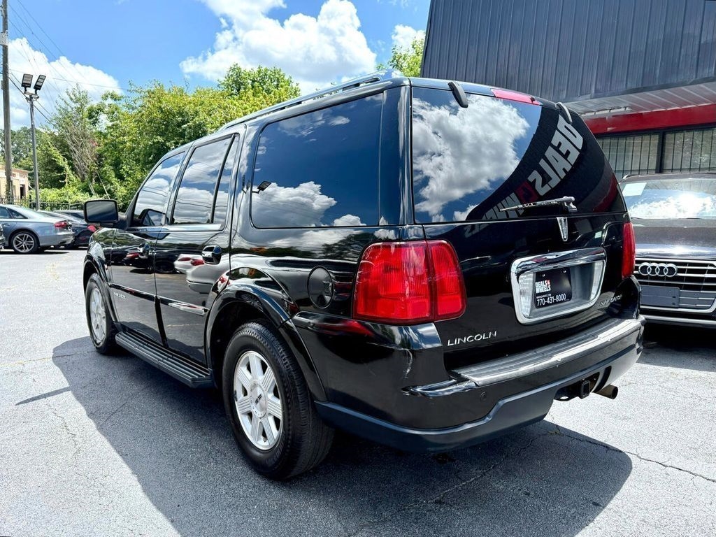 Lincoln Navigator 2WD Luxury 2006