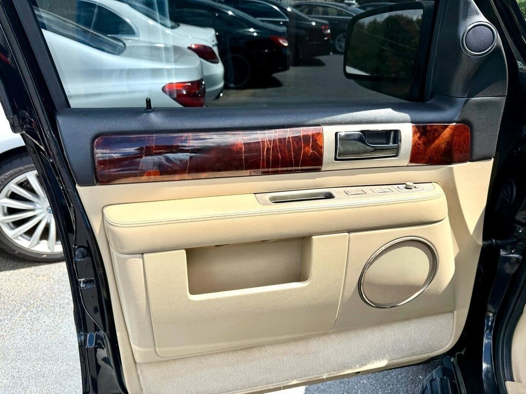 Lincoln Navigator 2WD Luxury 2006