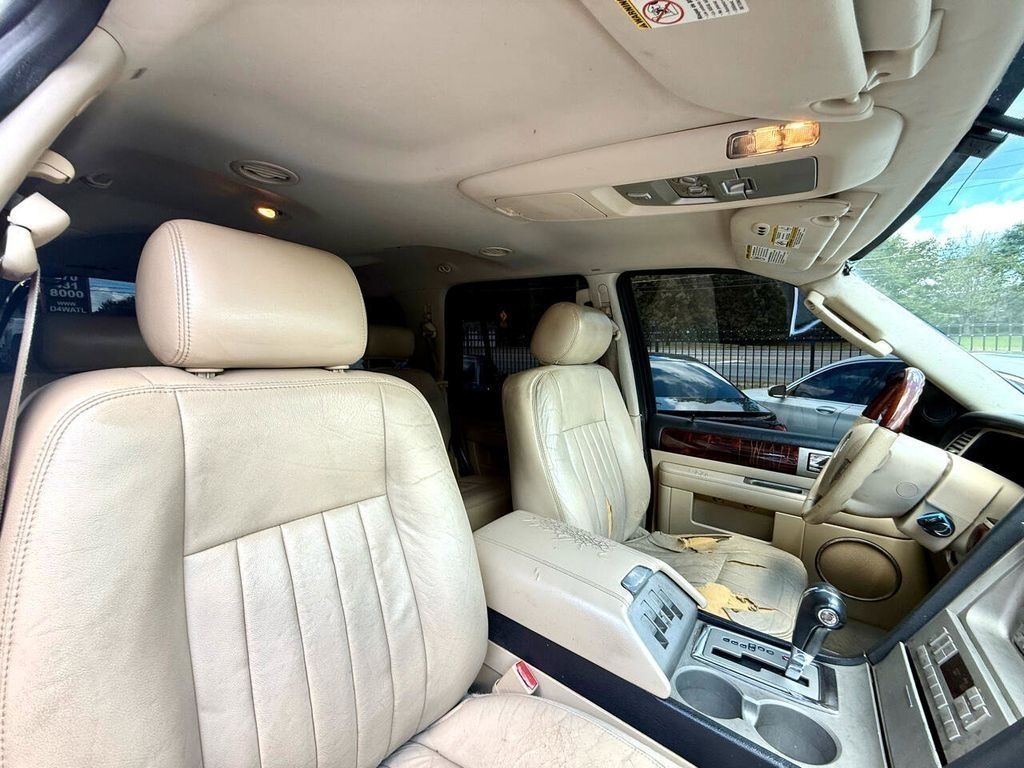 Lincoln Navigator 2WD Luxury 2006