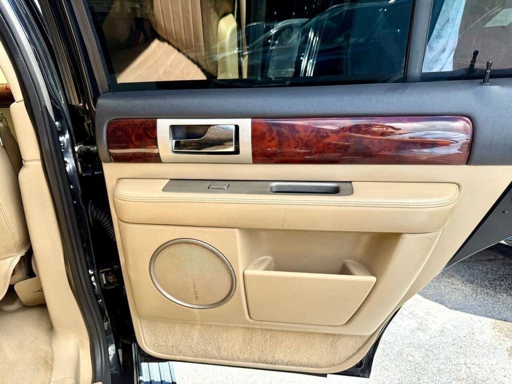 Lincoln Navigator 2WD Luxury 2006