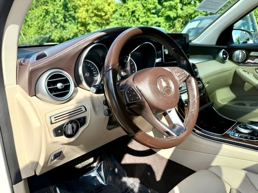 Mercedes-Benz GLC-Class GLC300 2017