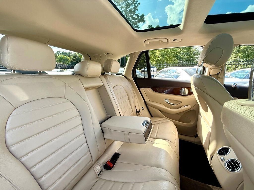 Mercedes-Benz GLC-Class GLC300 2017