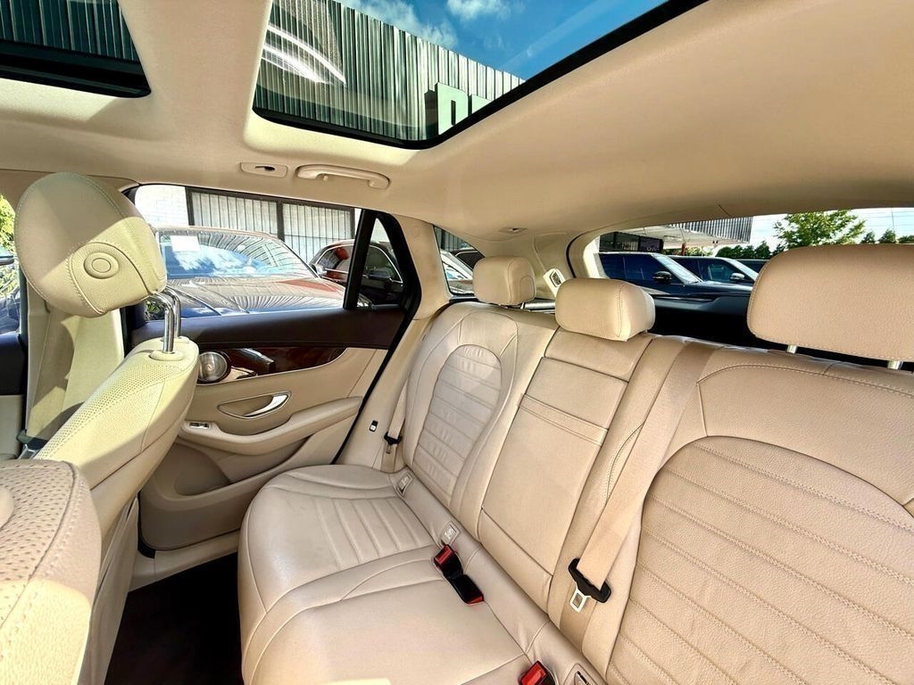 Mercedes-Benz GLC-Class GLC300 2017