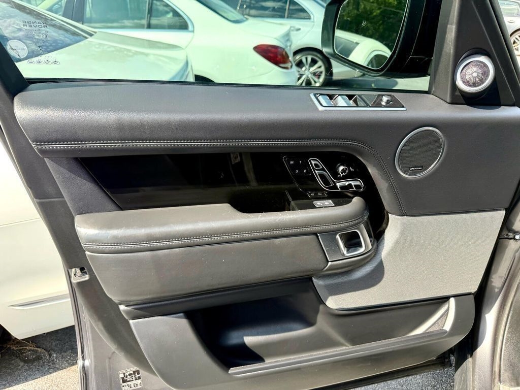 Land Rover Range Rover HSE 2018