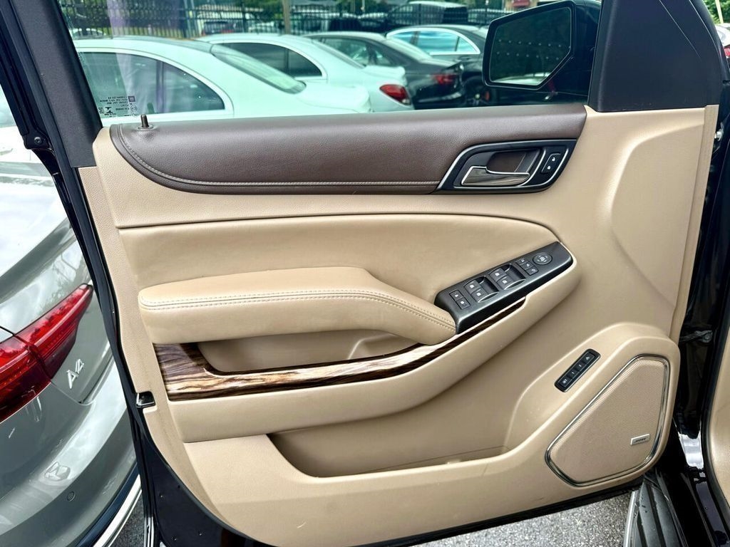GMC Yukon SLT 2WD 2017