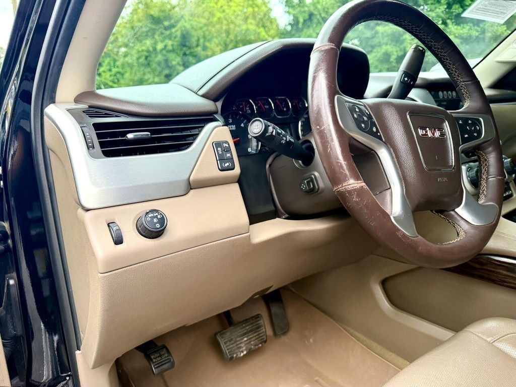 GMC Yukon SLT 2WD 2017