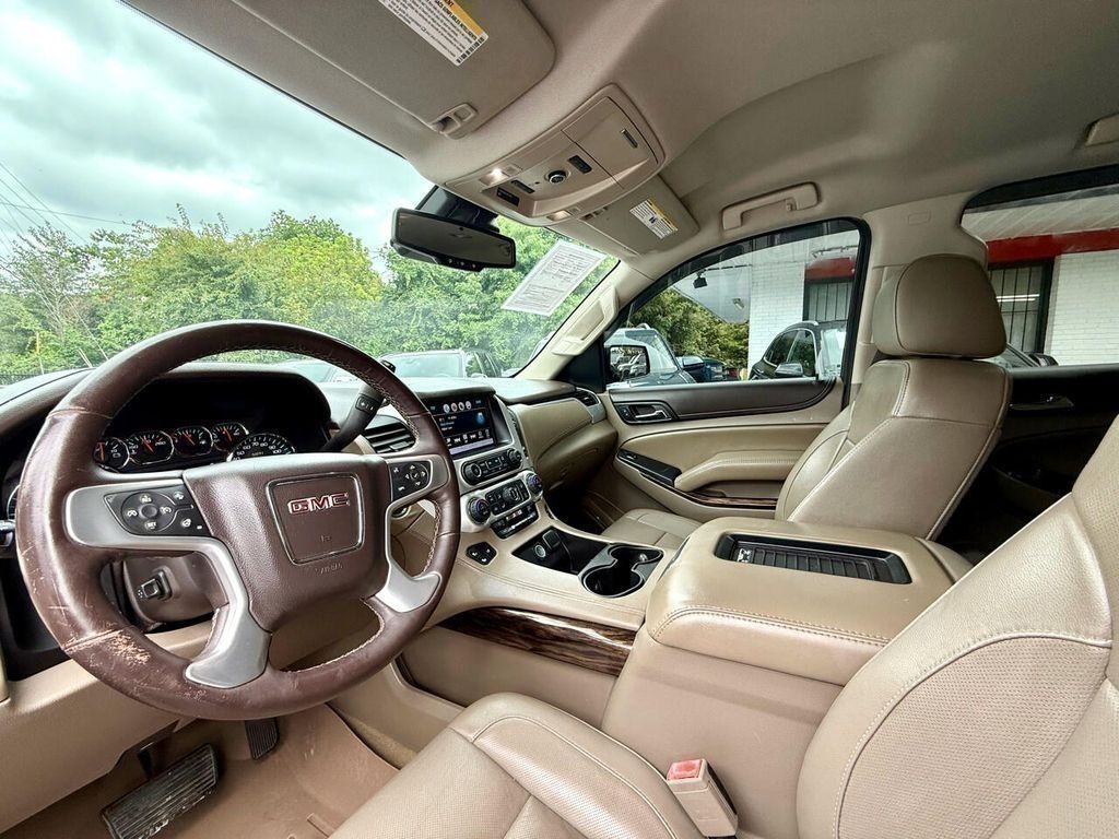 GMC Yukon SLT 2WD 2017