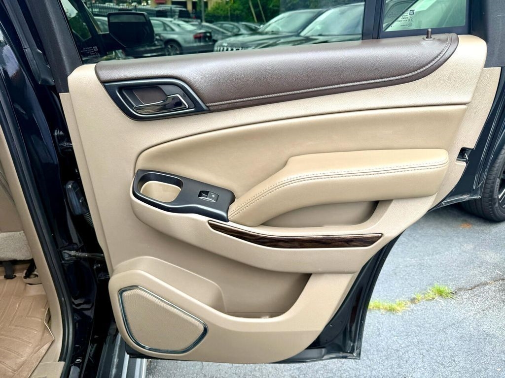 GMC Yukon SLT 2WD 2017