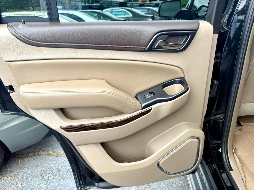 GMC Yukon SLT 2WD 2017