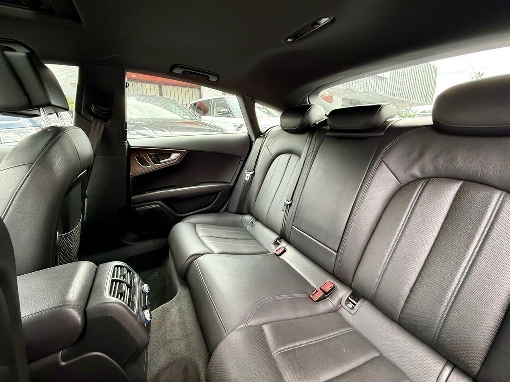 Audi A7 3.0T Premium quattro 2013