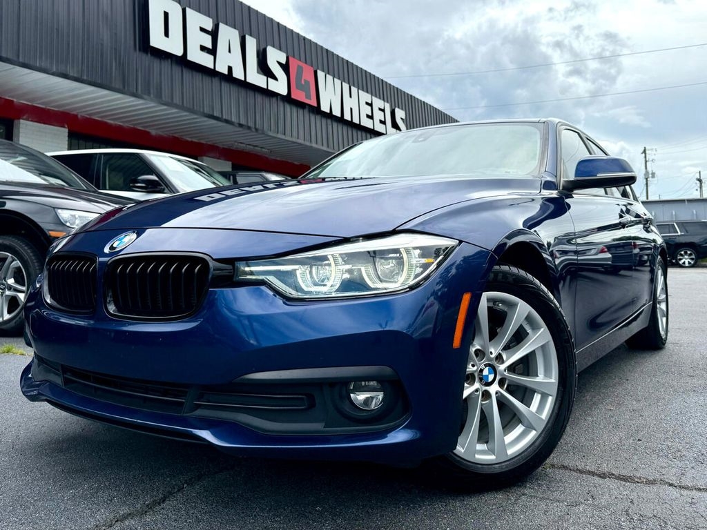 2018 BMW 3-Series 320i Sedan
