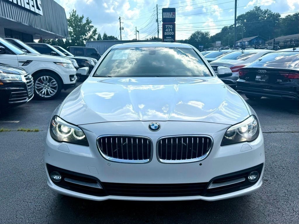 BMW 5-Series 528i 2016