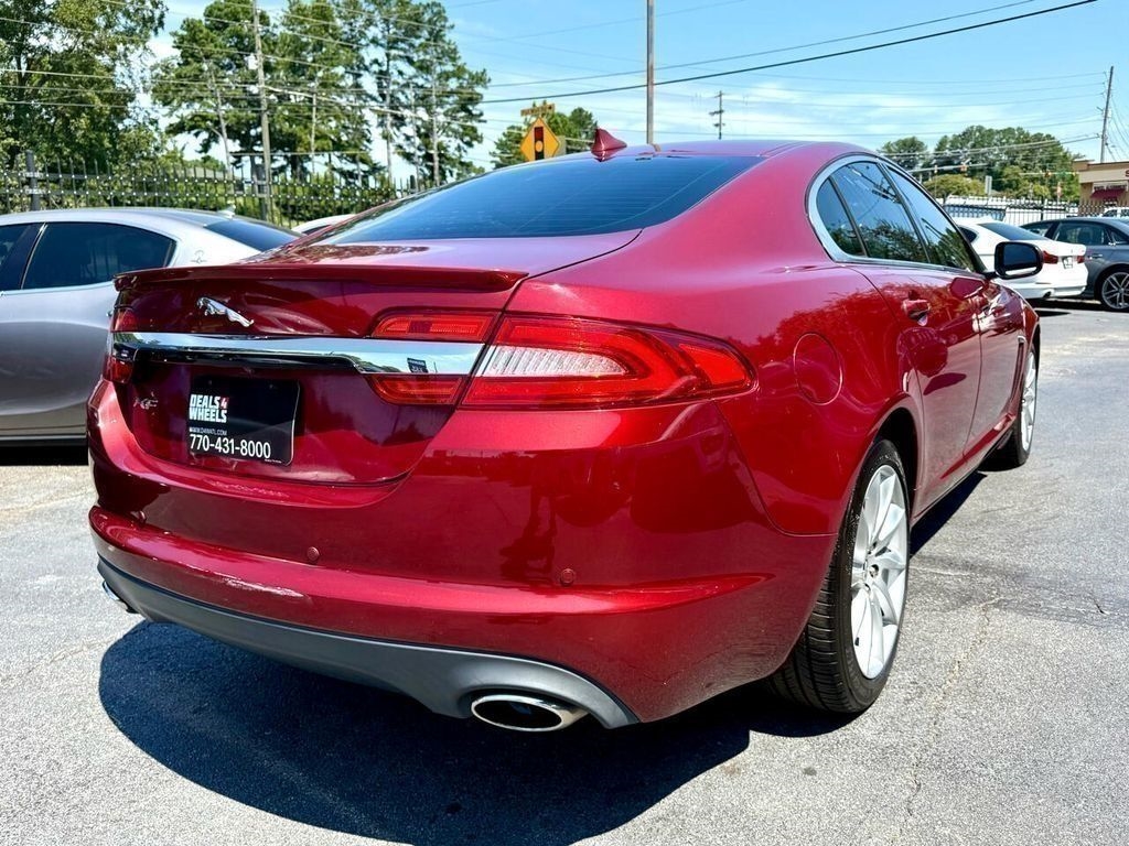Jaguar XF-Series XF 2.0L I4T 2013