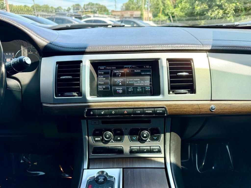 Jaguar XF-Series XF 2.0L I4T 2013