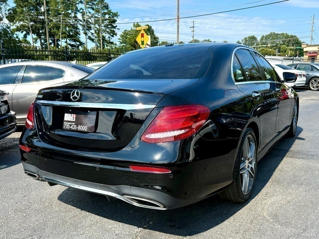 Mercedes-Benz E-Class E300 Luxury Sedan 2017