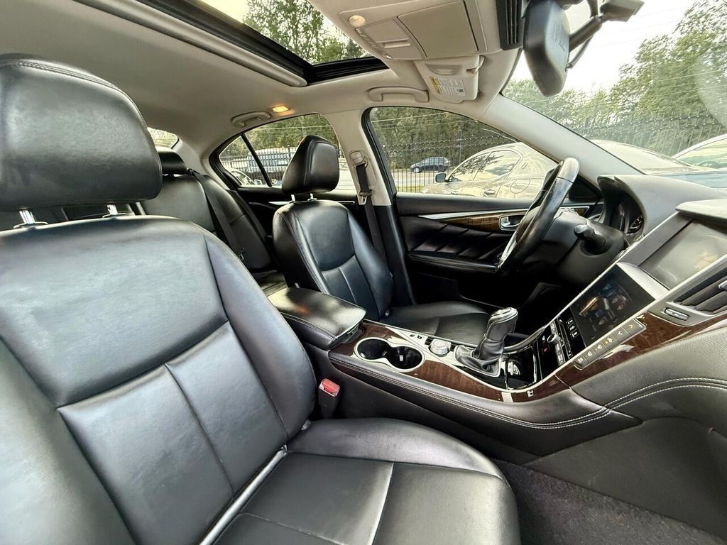 Infiniti Q50 3.0t LUXE AWD 2019